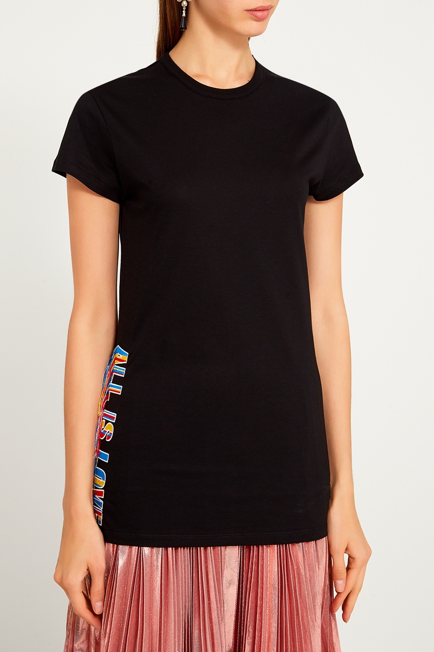 

Черная футболка с вышивкой, Черный