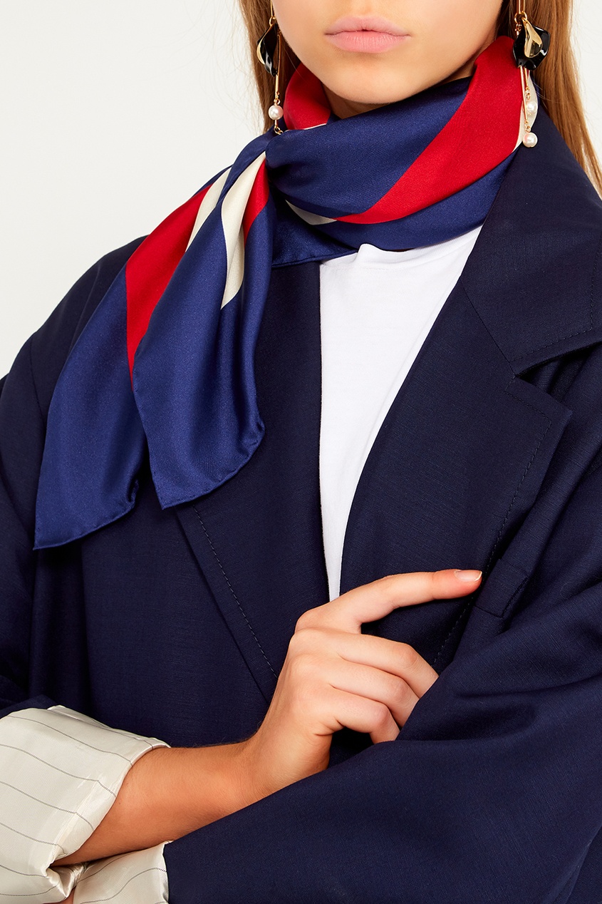 фото Шелковый платок в полоску с логотипом gucci