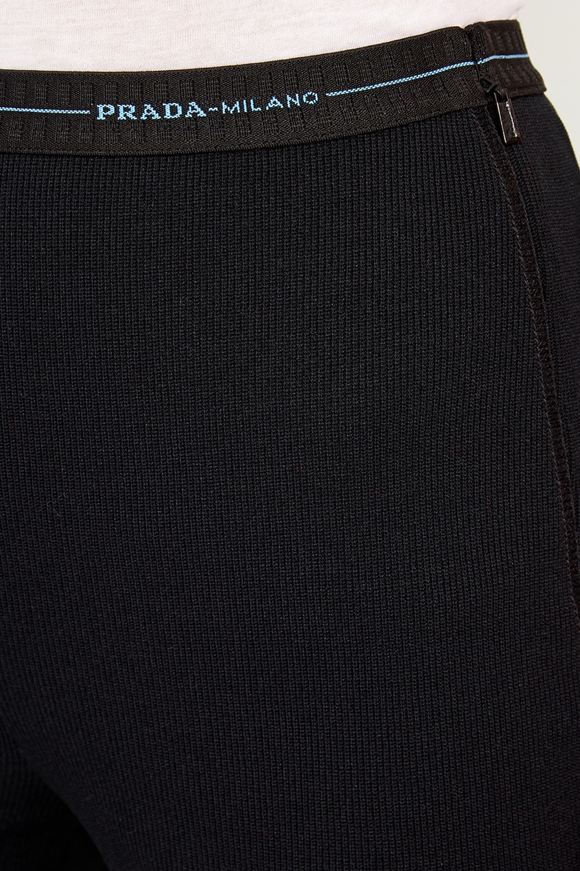 фото Черные трикотажные брюки prada