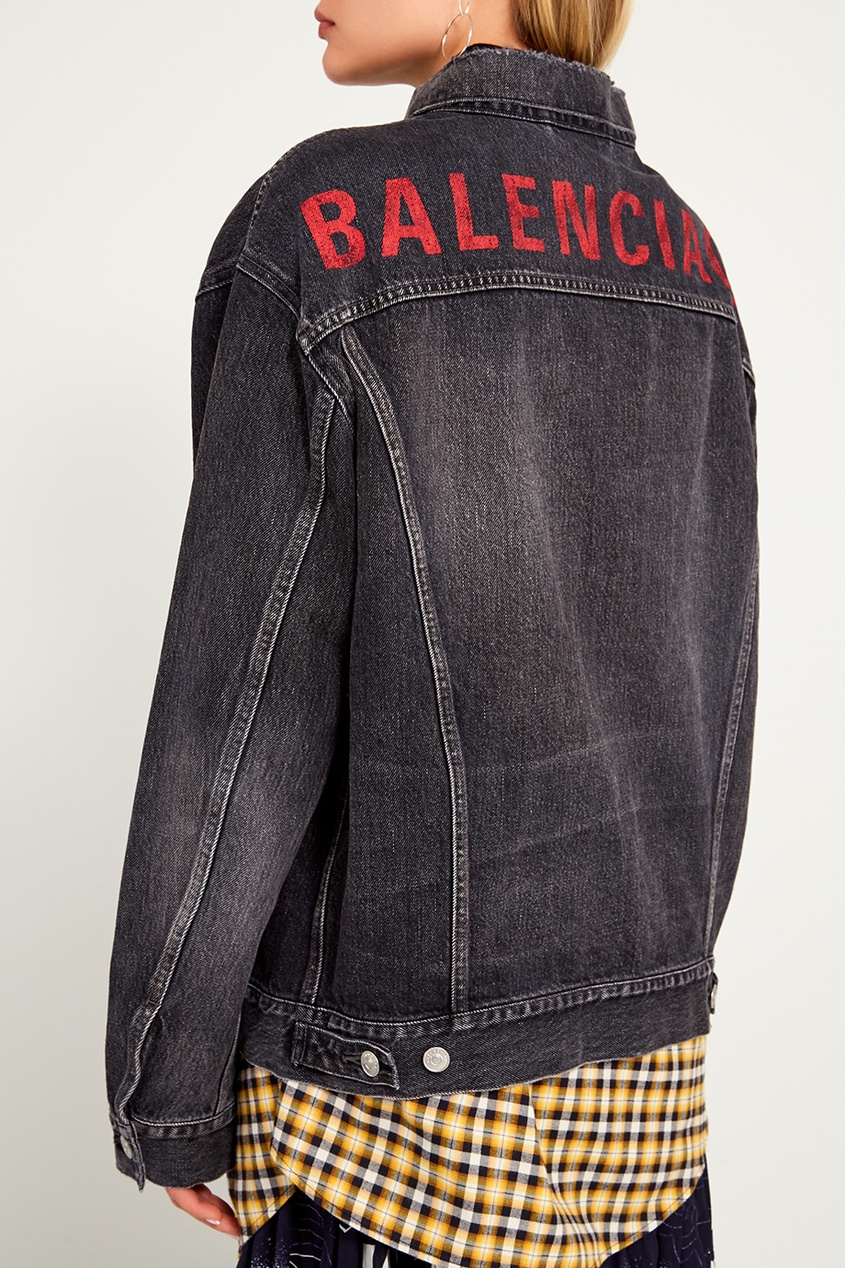 фото Серая джинсовая куртка Balenciaga