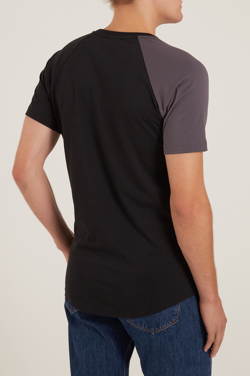 фото Черная футболка с контрастной отделкой reebok