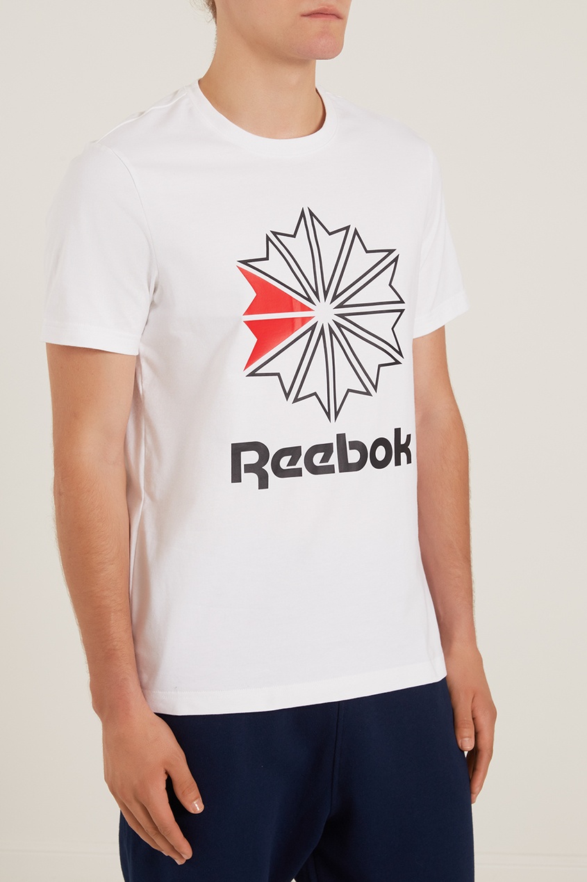 фото Белая футболка с логотипом Reebok