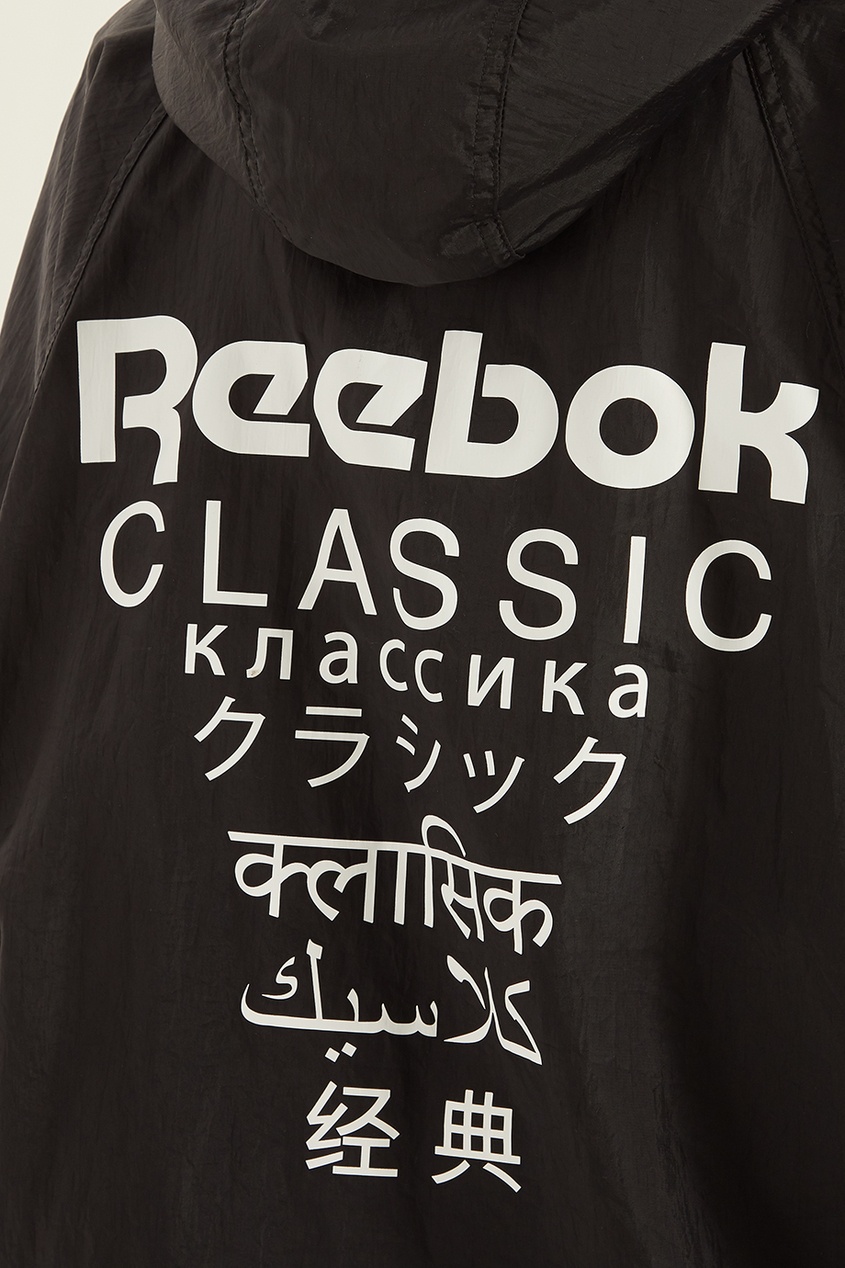 фото Черная куртка с логотипом reebok