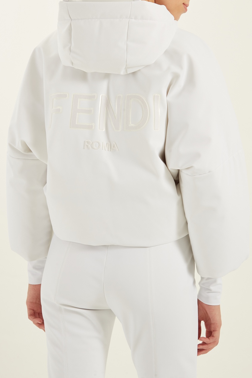 фото Короткая белая куртка fendi