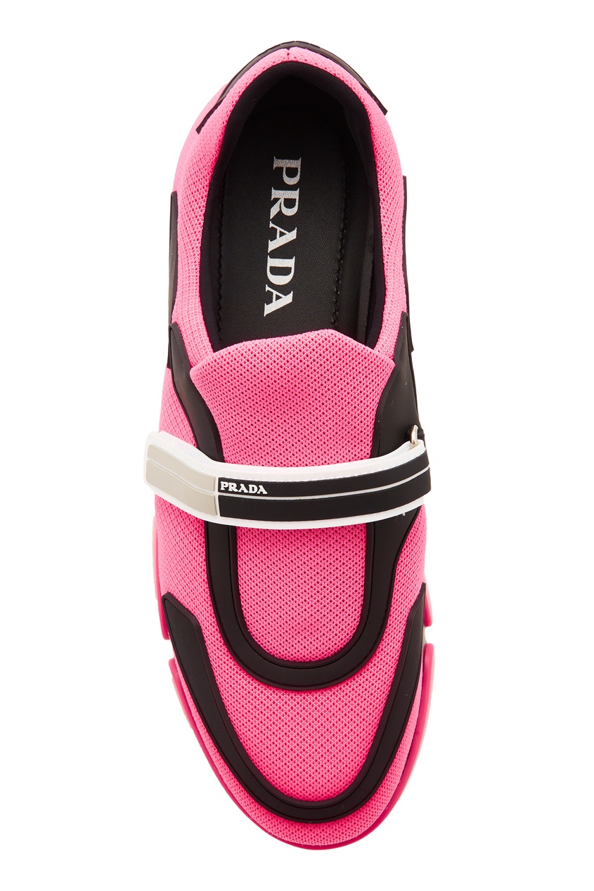 фото Розовые кроссовки с отделкой prada