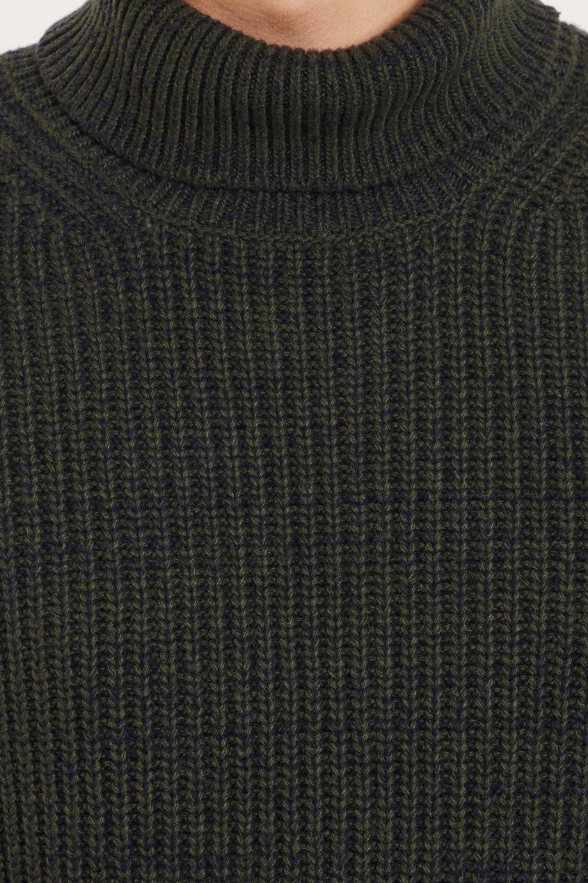 фото Зеленый свитер Tryyt