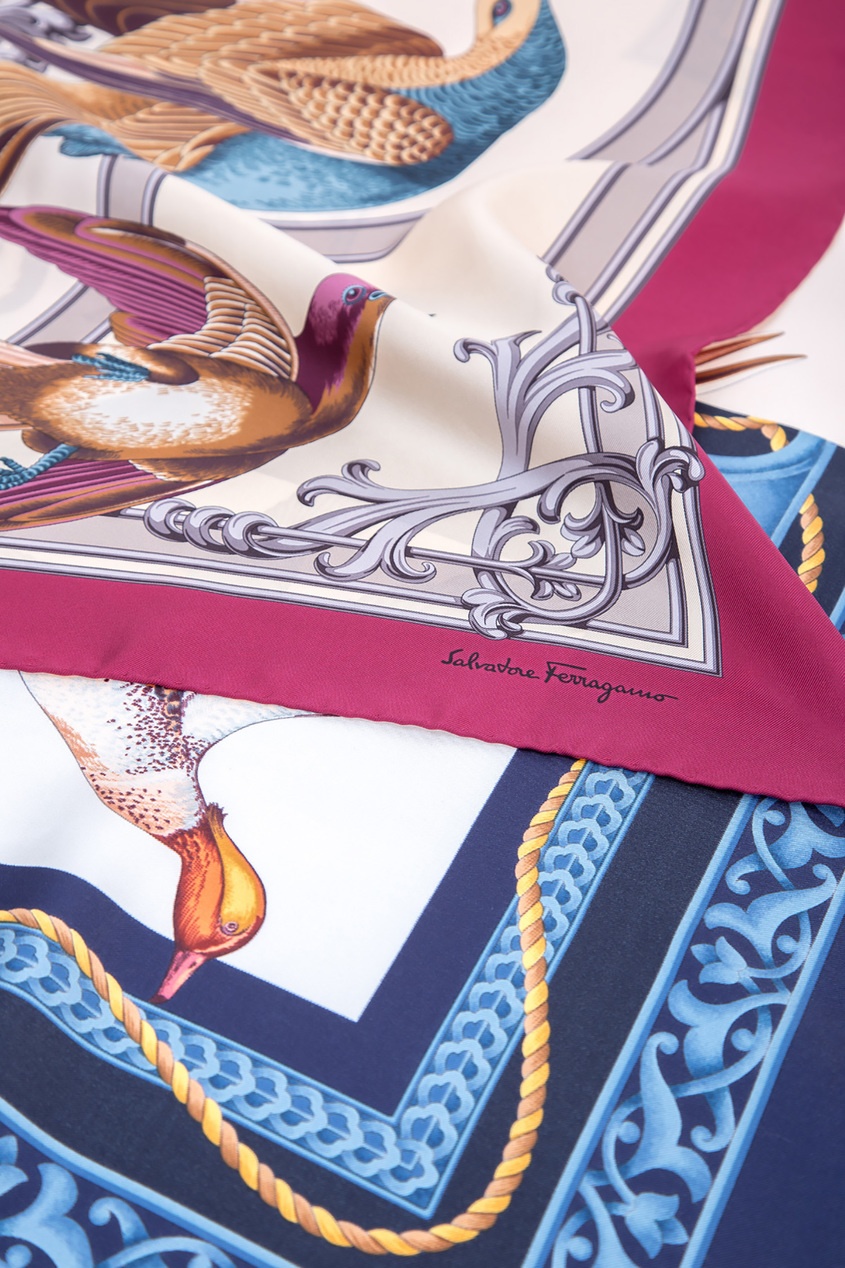 фото Шелковый платок с принтом salvatore ferragamo