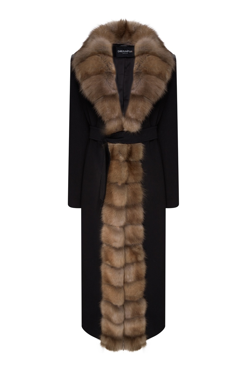 фото Черное пальто с меховой отделкой dreamfur