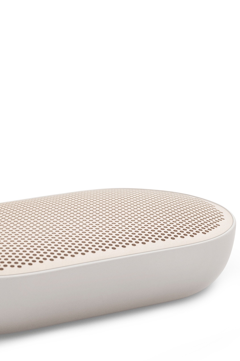 фото Беспроводная bluetooth-колонка beoplay p2 bang & olufsen