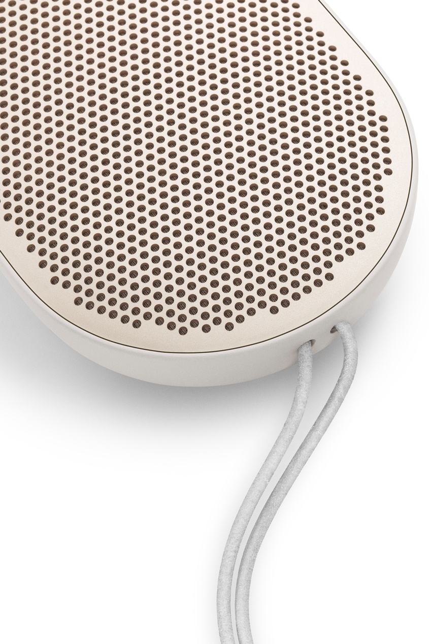 фото Беспроводная bluetooth-колонка beoplay p2 bang & olufsen