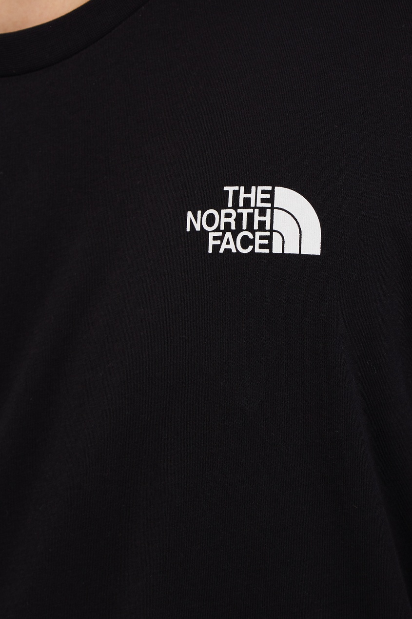 фото Черная футболка с белым логотипом the north face