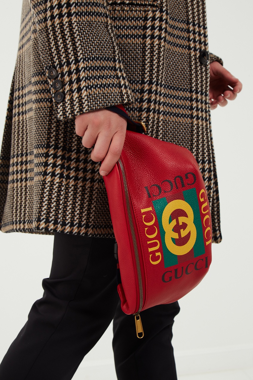 фото Красная поясная сумка с логотипом gucci
