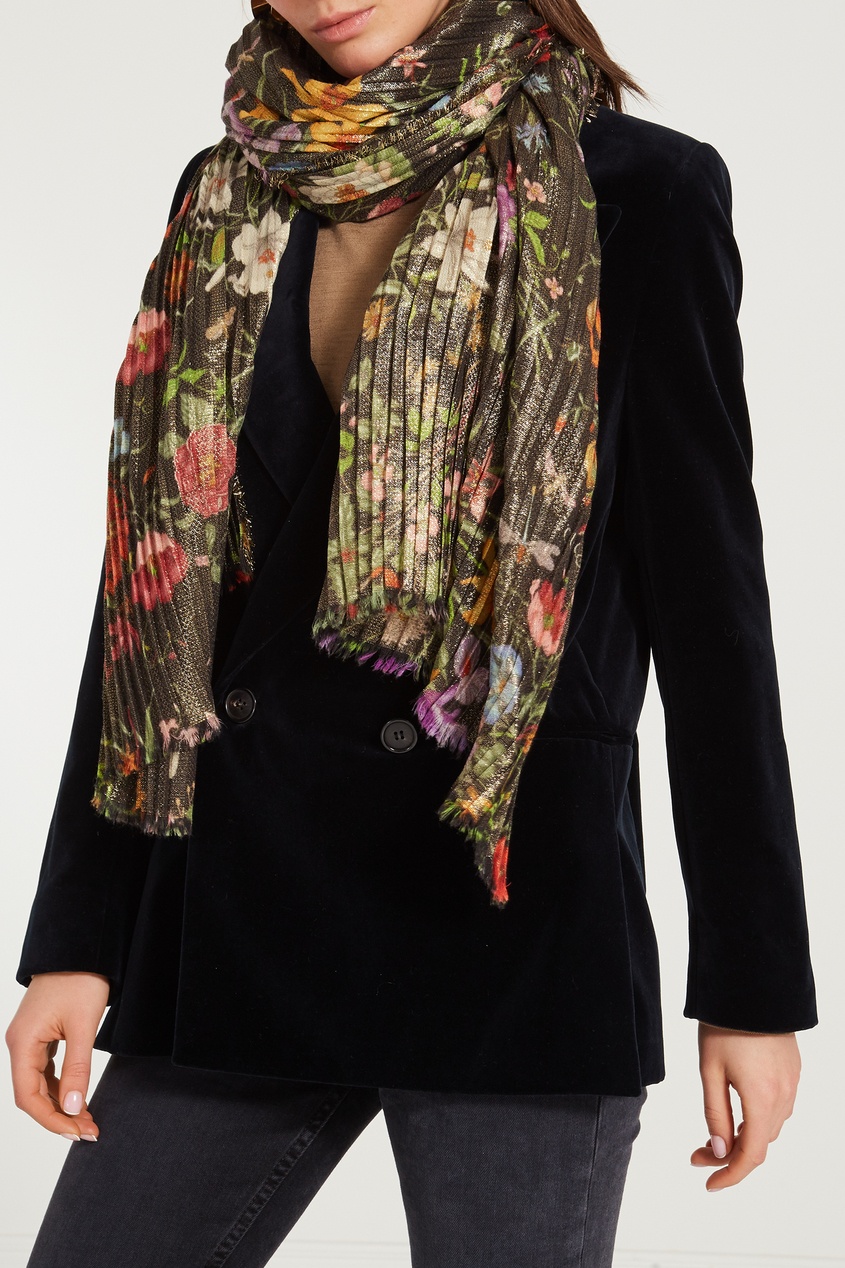 фото Черный шарф с цветочным принтом и люрексом Gucci