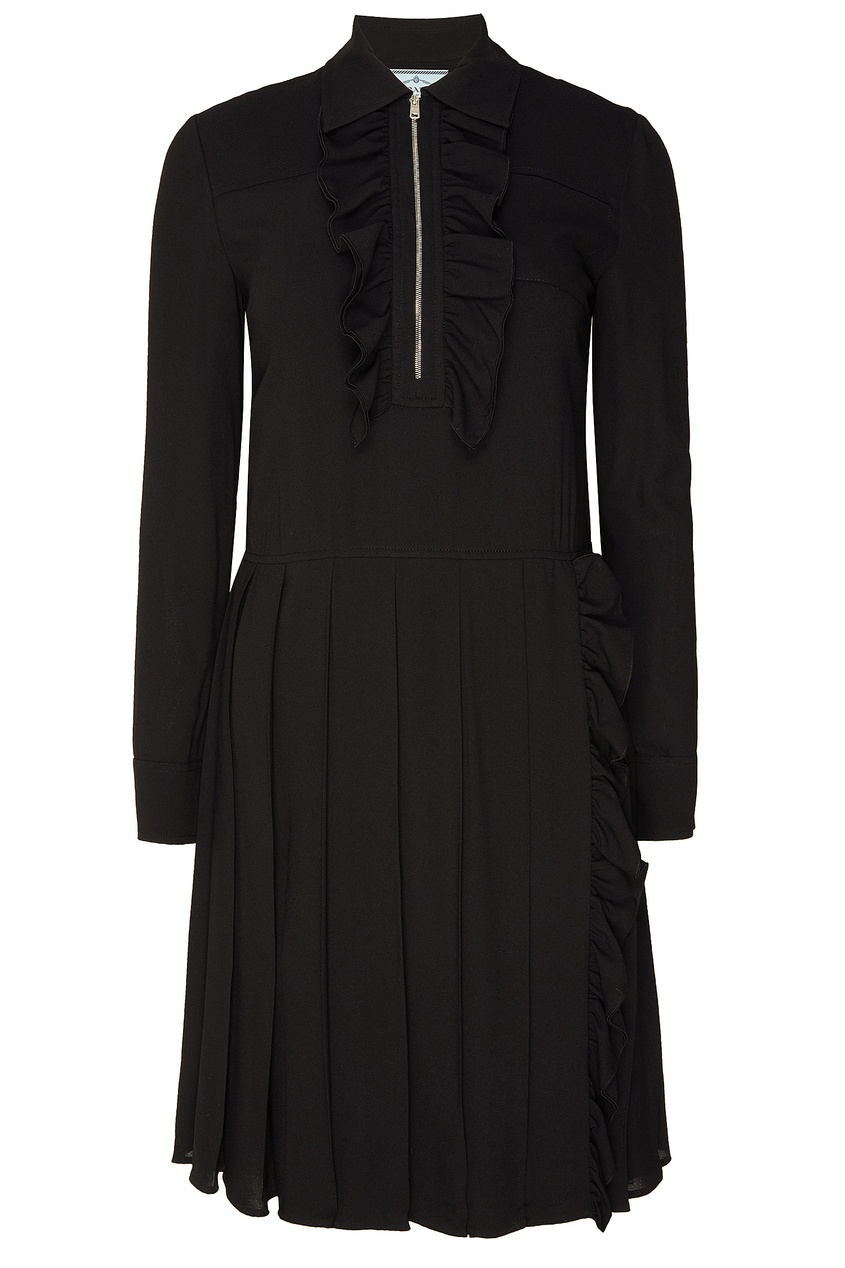 Черное платье с оборками от Prada