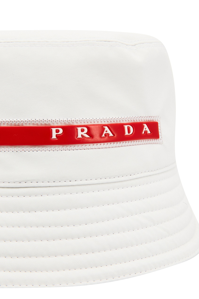 фото Белая панама с контрастной отделкой Prada
