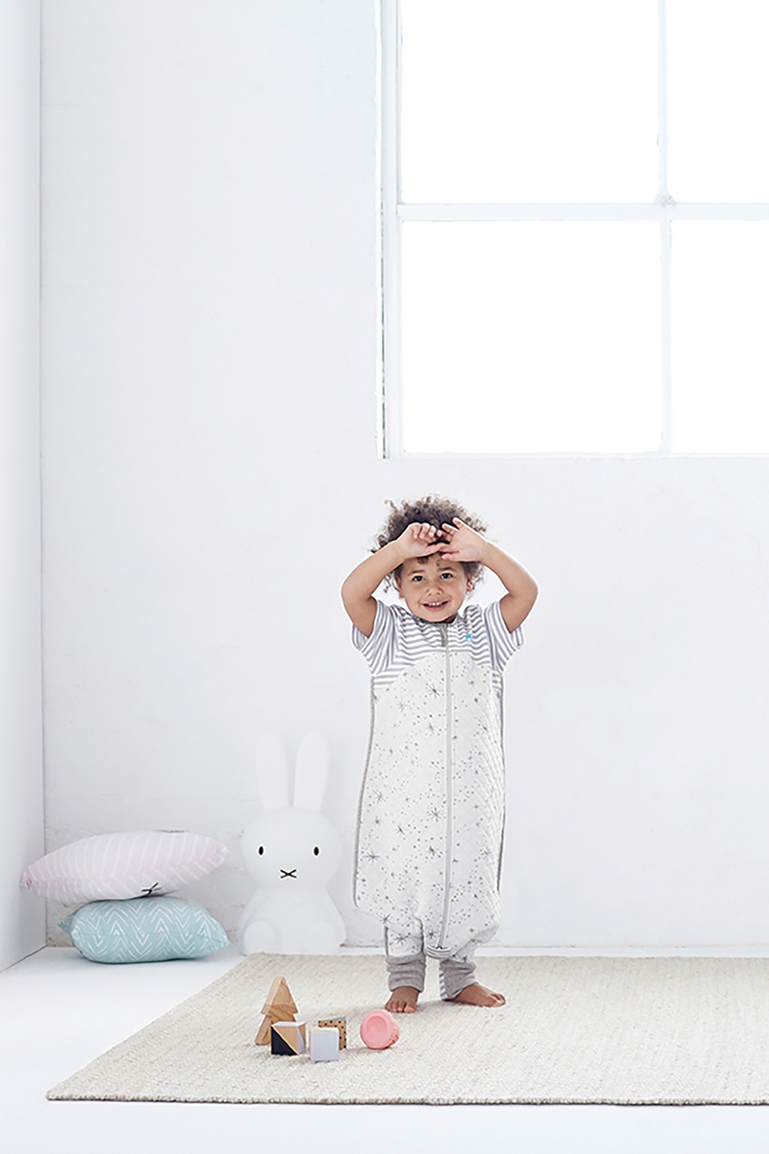 фото Серо-белый спальный комбинезон love to dream sleep suit™