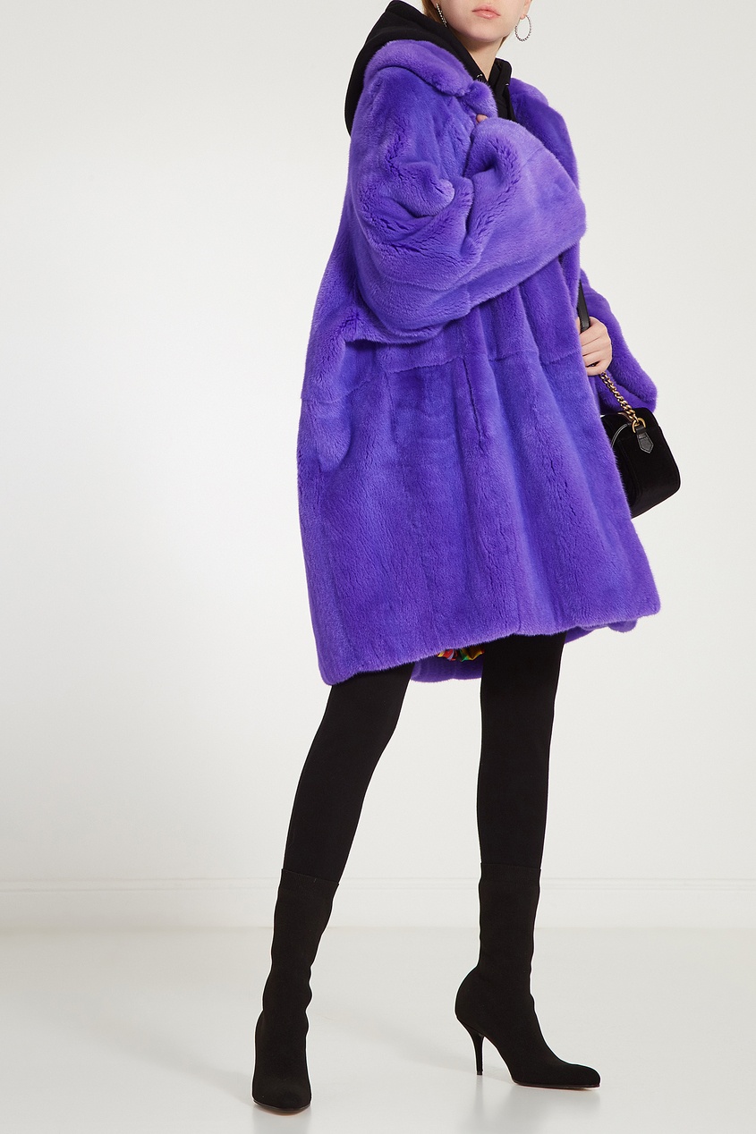 Пальто фиолетовое меховое