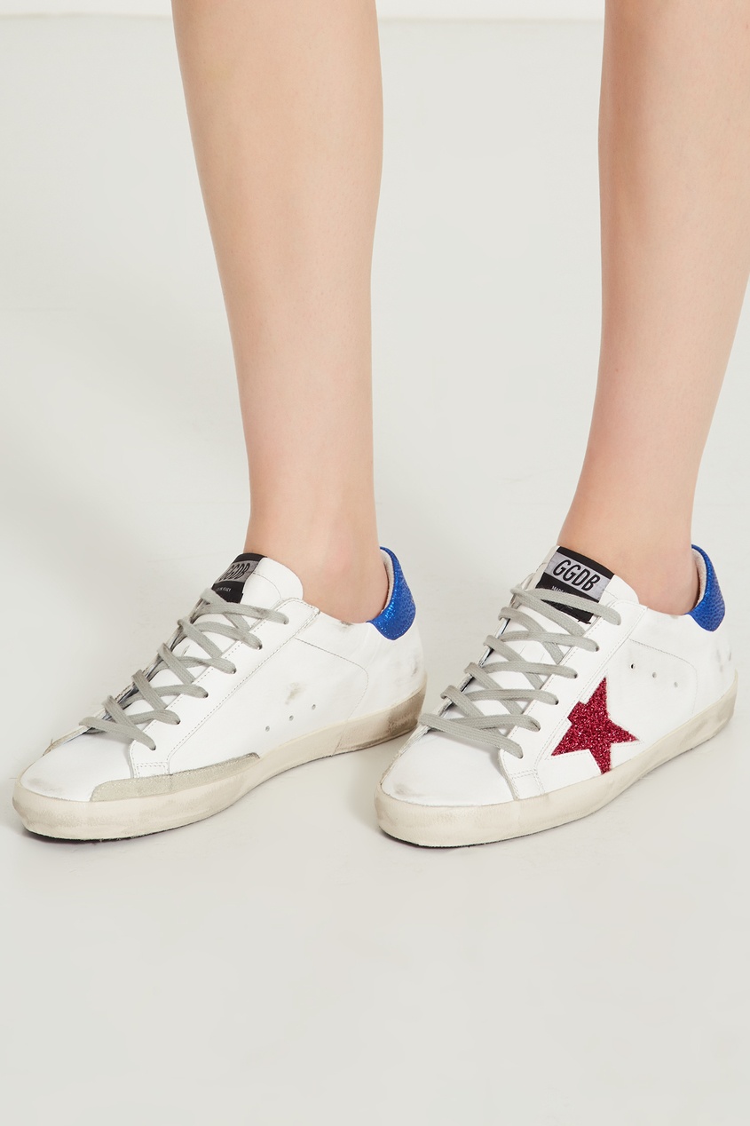 фото Красно-сине-белые кроссовки superstar golden goose deluxe brand