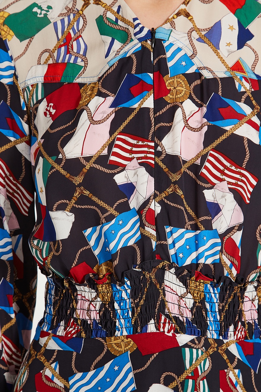 фото Шелковое платье с флагами indar sandro