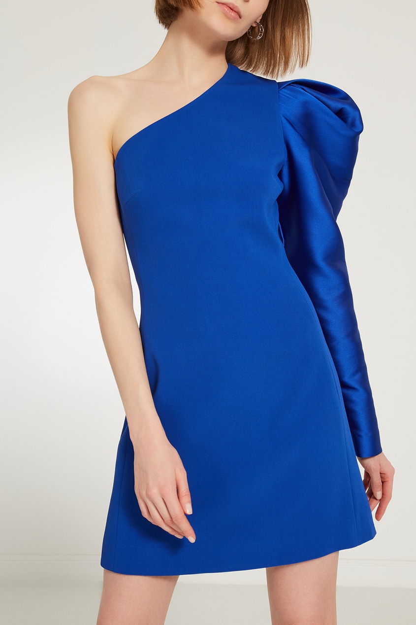 Голубое платье с рукавами