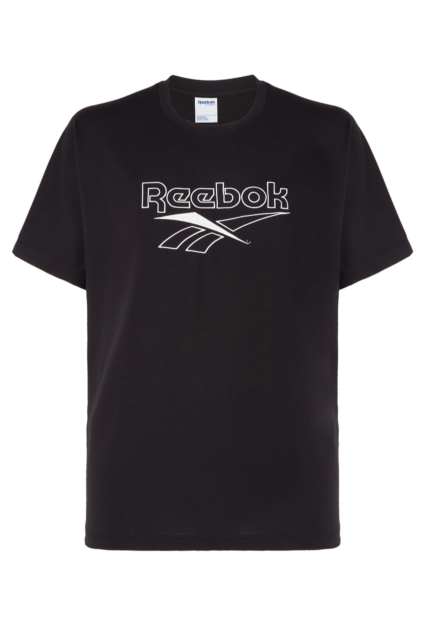 фото Черная футболка classics vector reebok