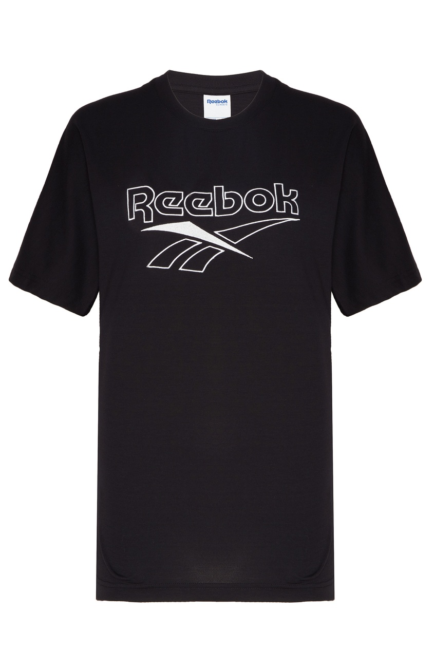 фото Черная футболка classics vector reebok