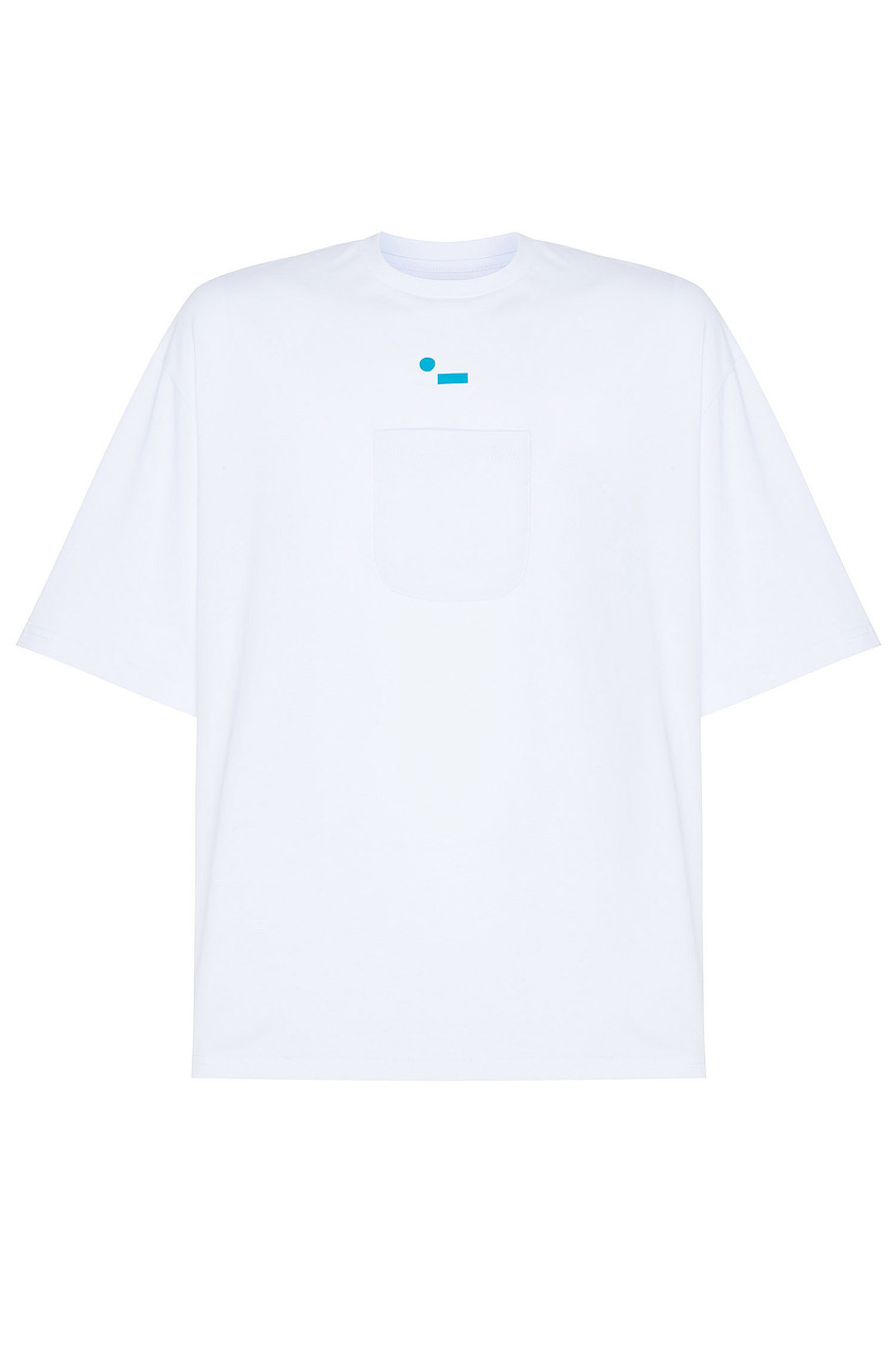фото Белая футболка с накладным карманом и логотипом mardo._