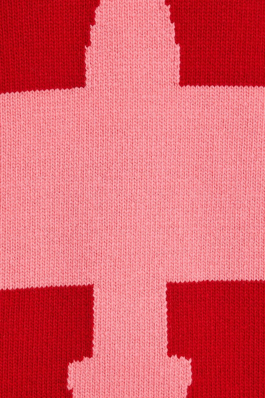 фото Розовый свитер с красными монограммами gg gucci