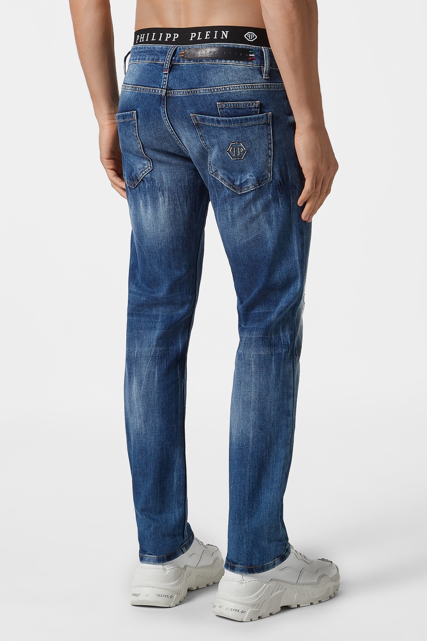 фото Голубые джинсы с потертостями Philipp plein