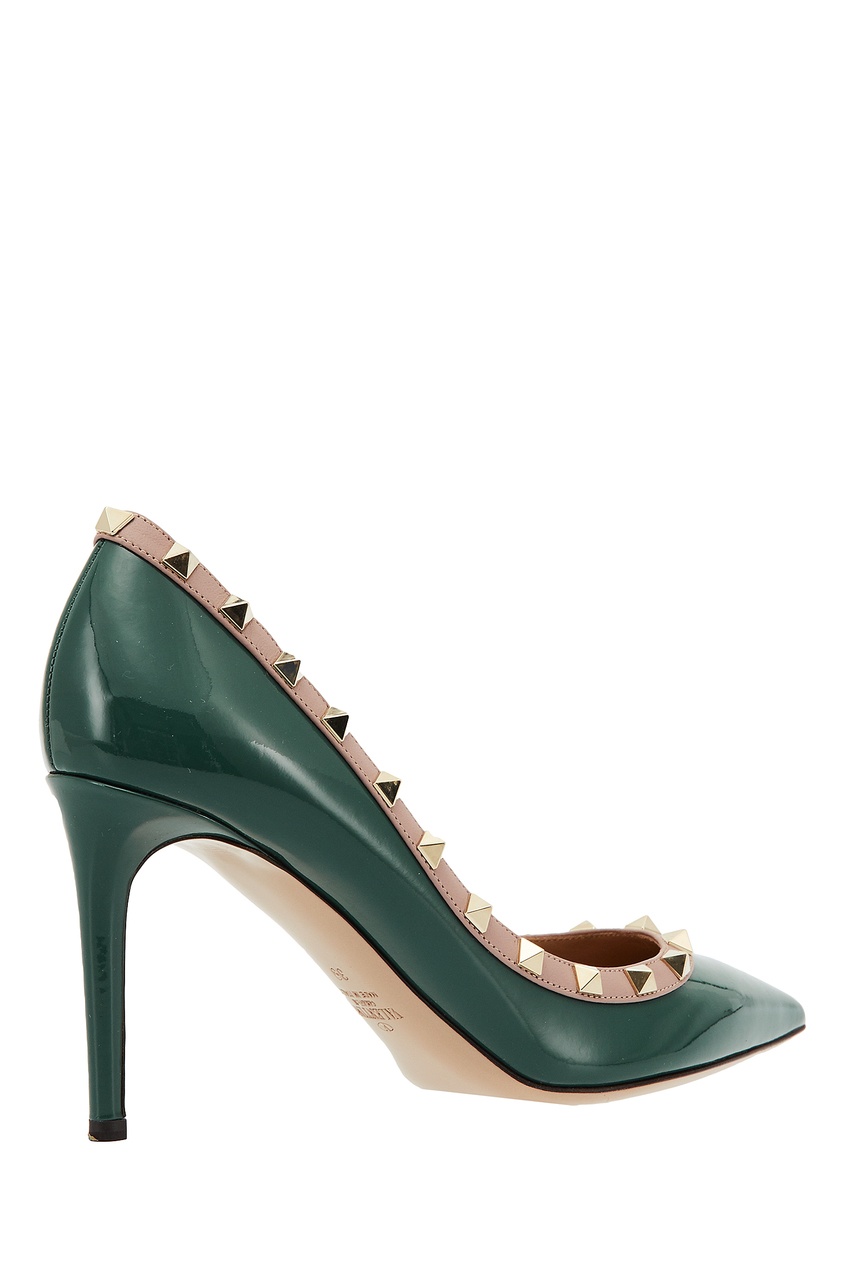 фото Зеленые лакированные туфли с шипами valentino