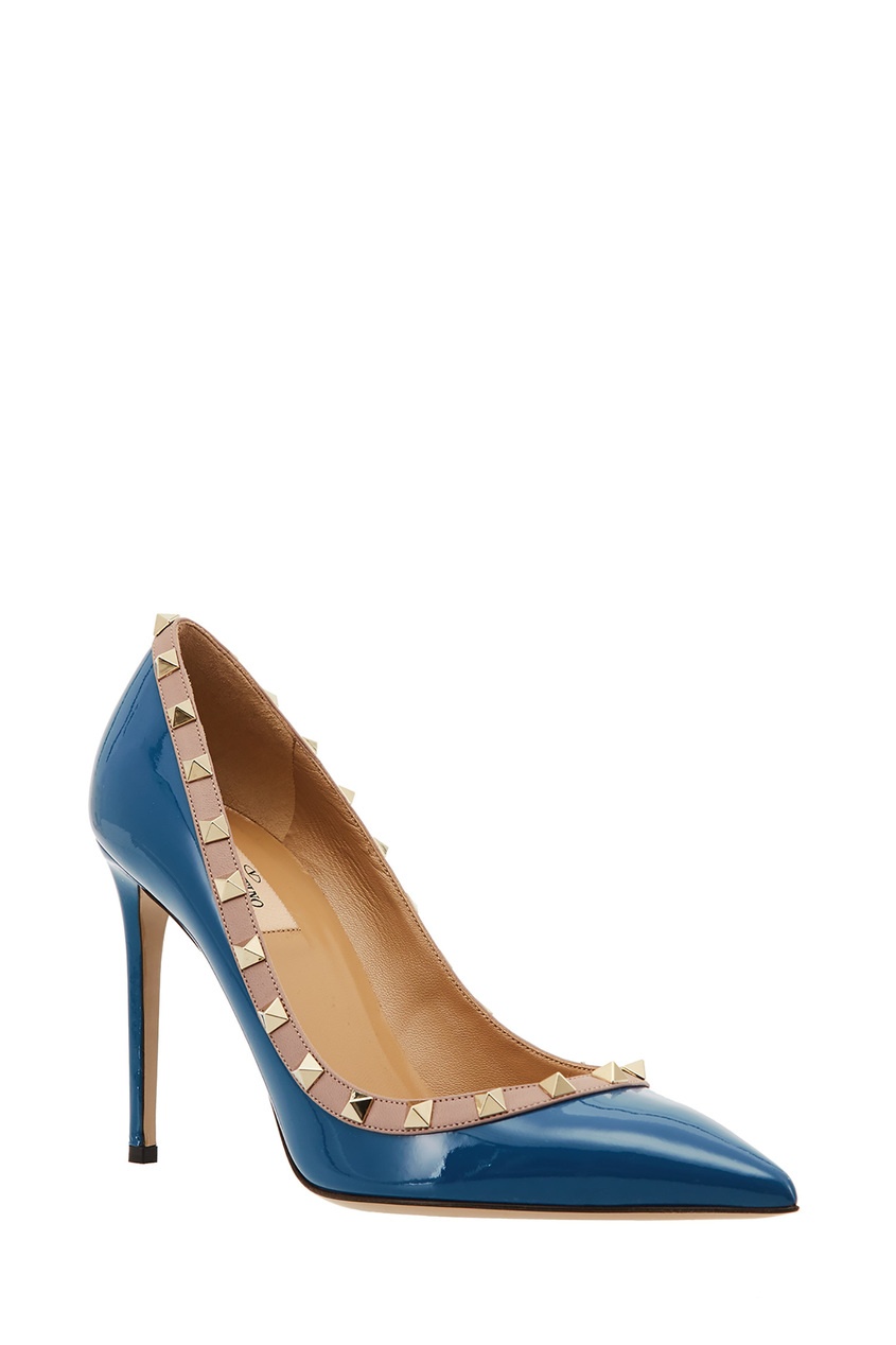 фото Синие лакированные туфли с шипами valentino