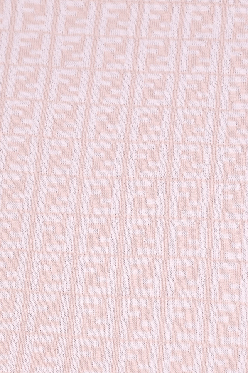 фото Бледно-розовый плед fendi