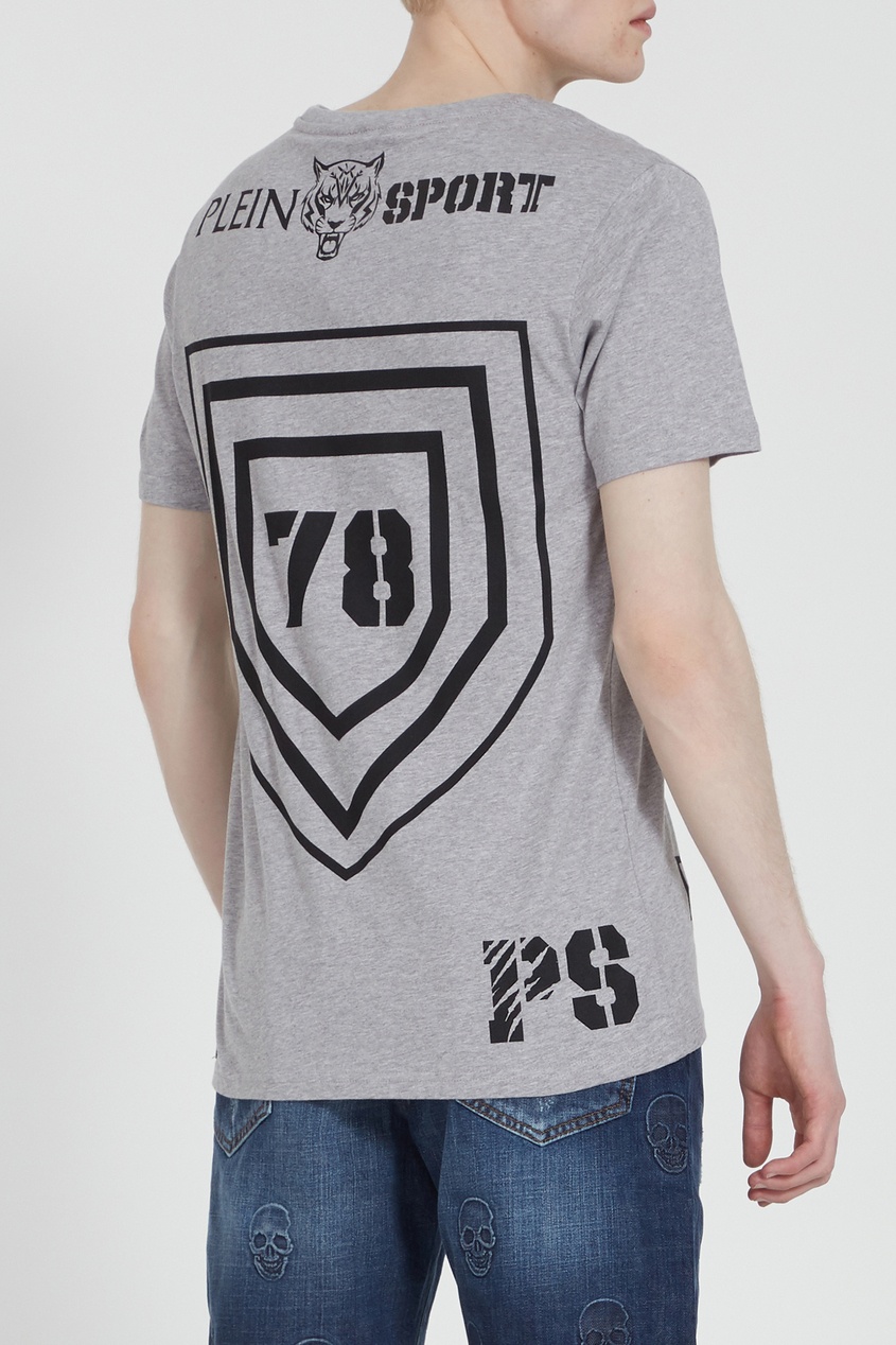 фото Серая футболка с принтом и логотипом plein sport
