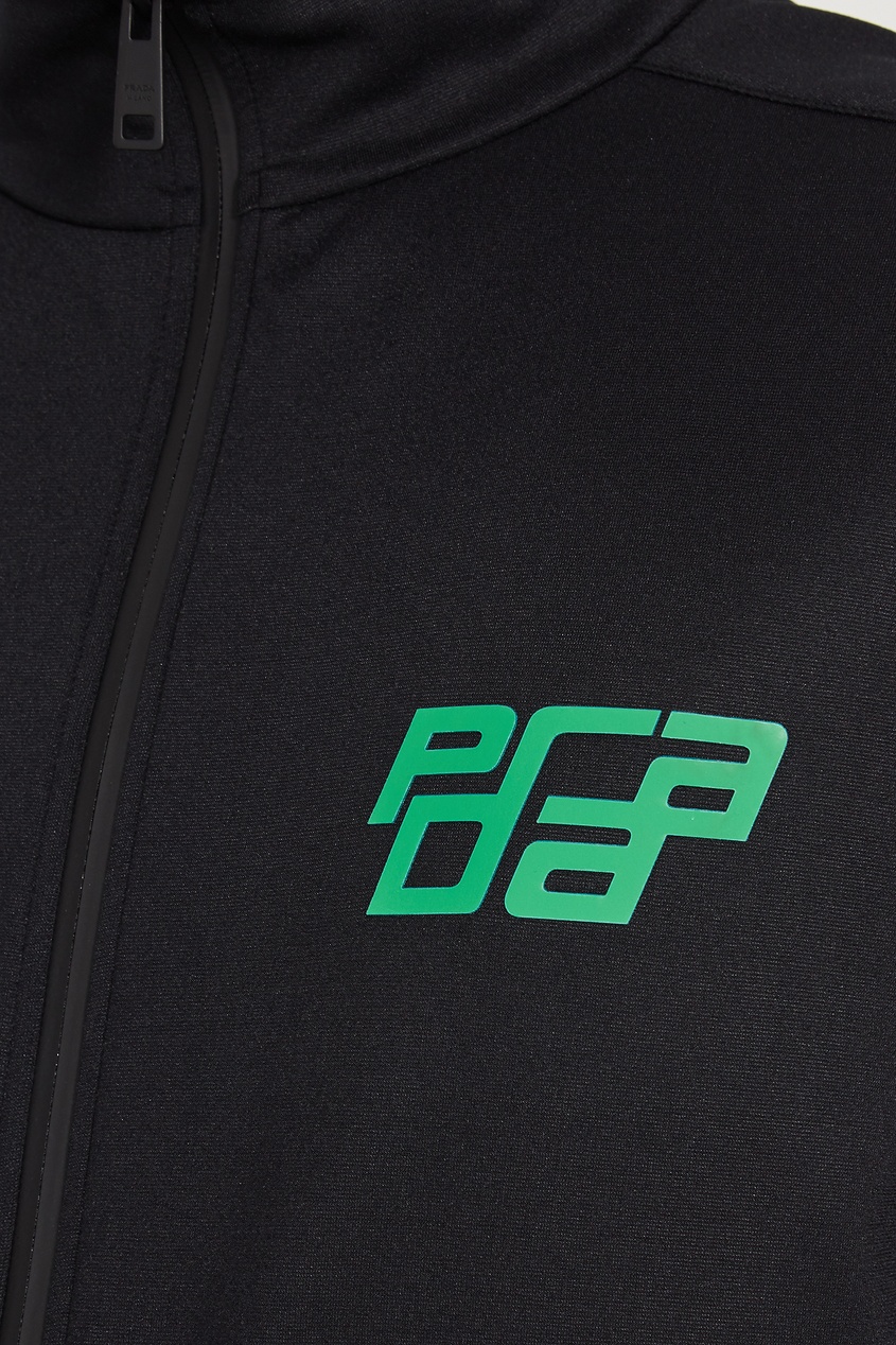 фото Черная толстовка с зеленым логотипом prada