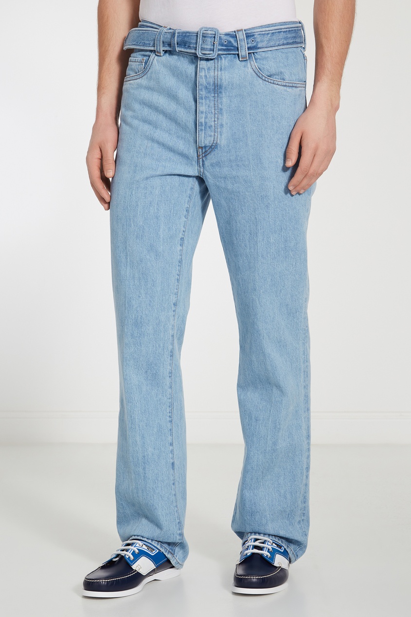 фото Голубые джинсы с поясом Prada
