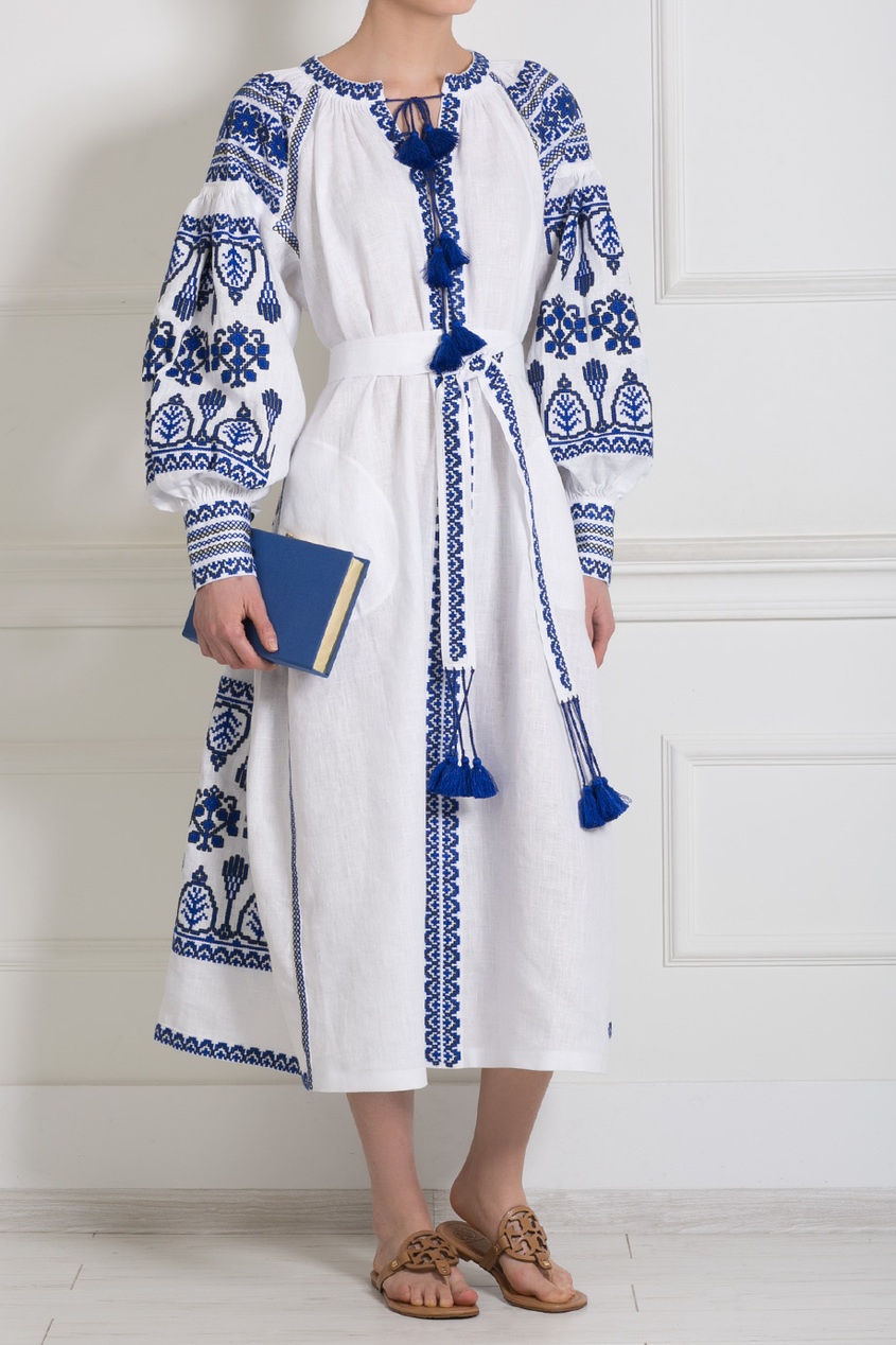 Украински платья с вышивкой