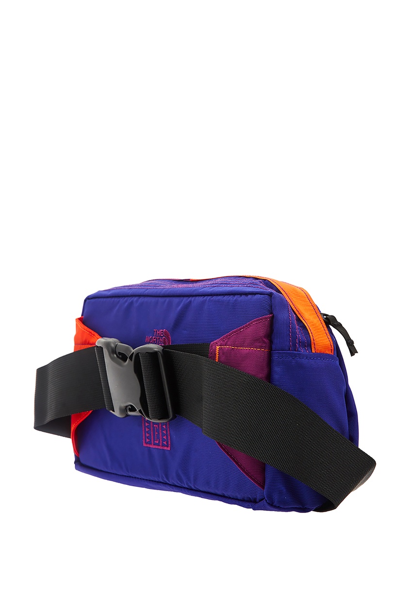 фото Фиолетовая поясная сумка с орнаментом the north face