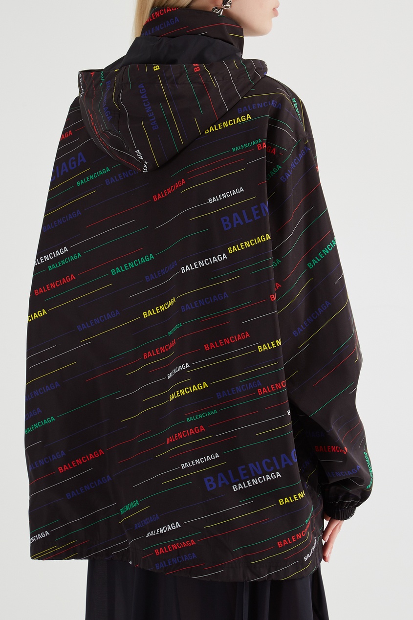 фото Черный плащ с разноцветными логотипами Balenciaga
