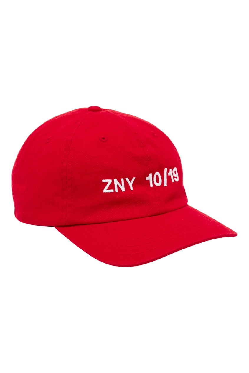 фото Красная кепка с вышивкой Ziq & yoni