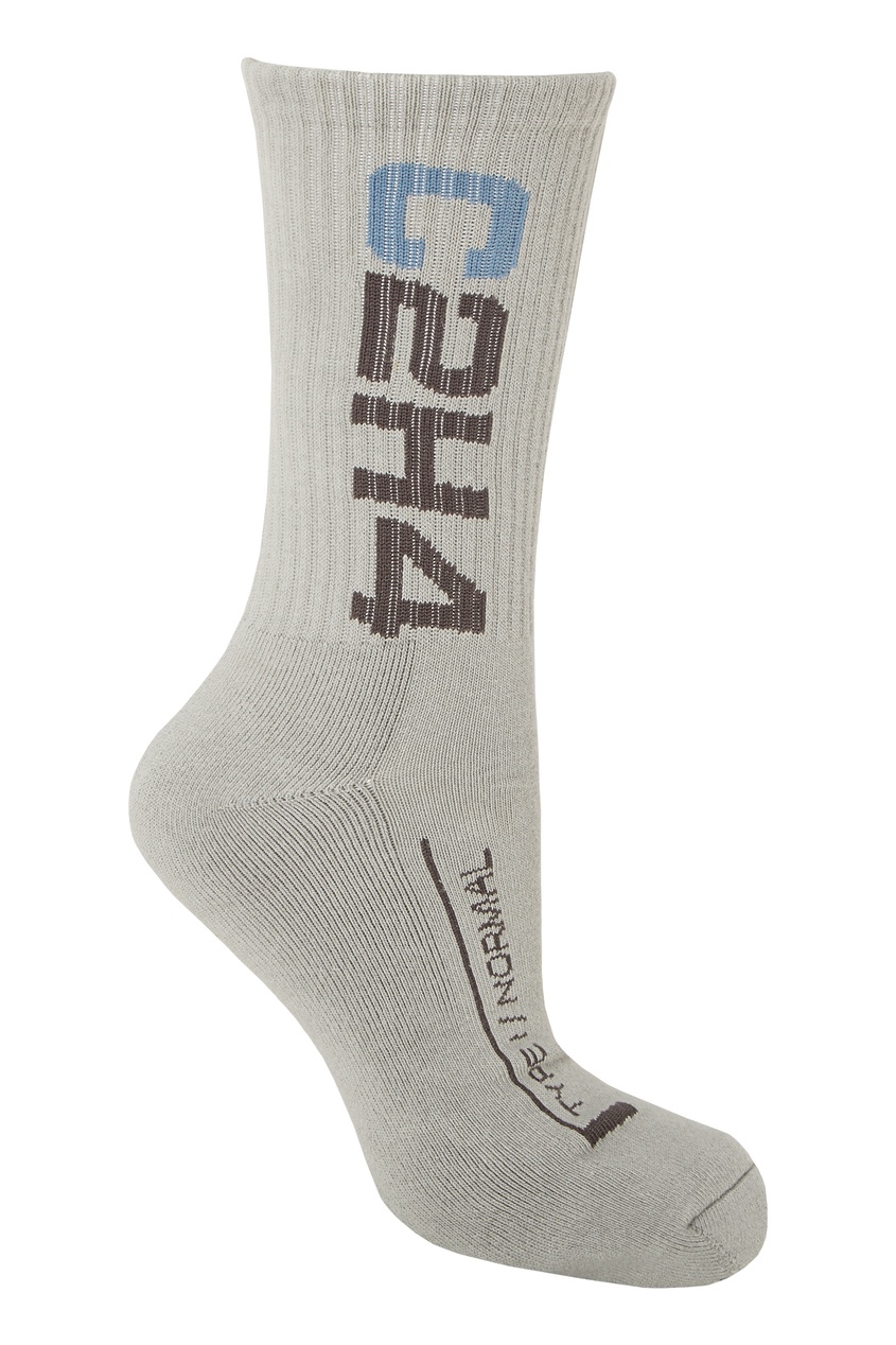 фото Светло-серые носки с надписями c2h4