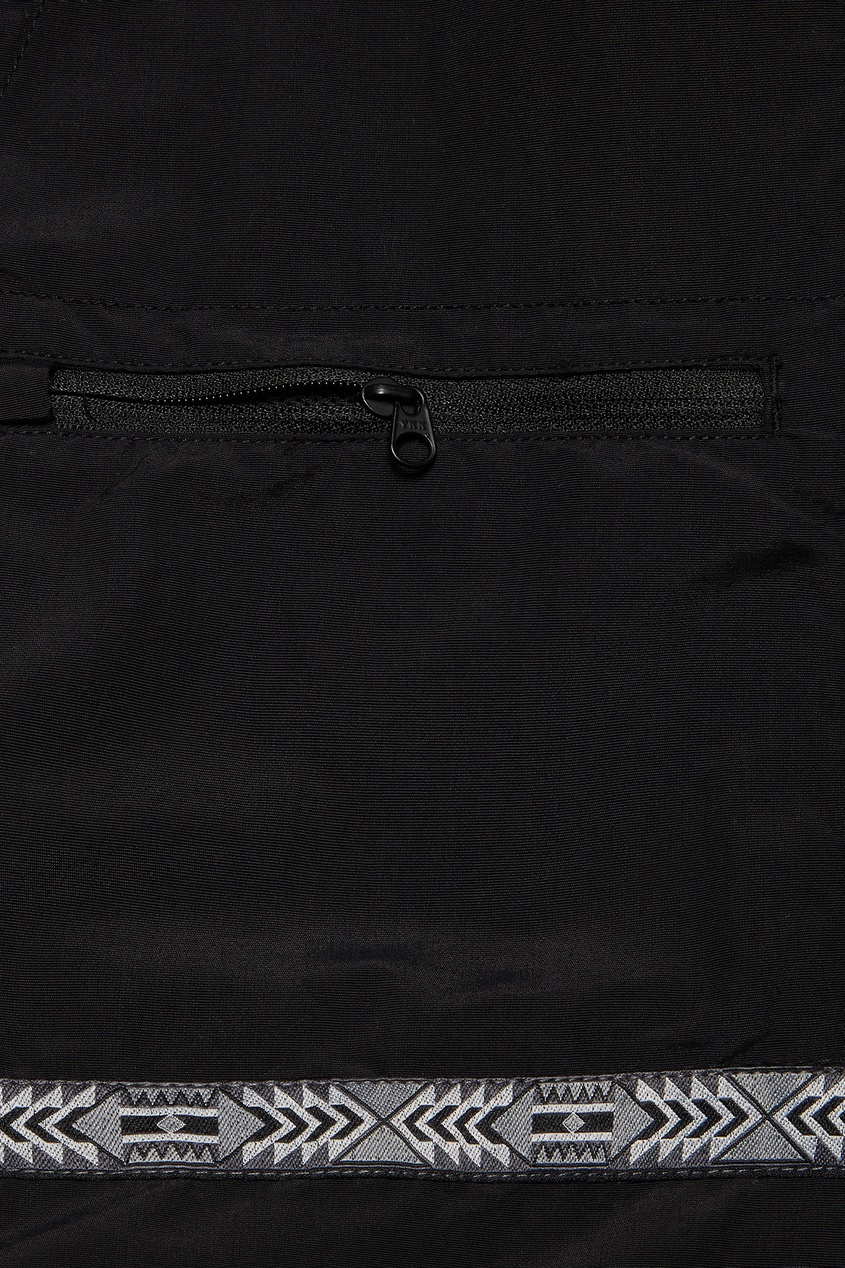 фото Черные шорты с логотипом The north face