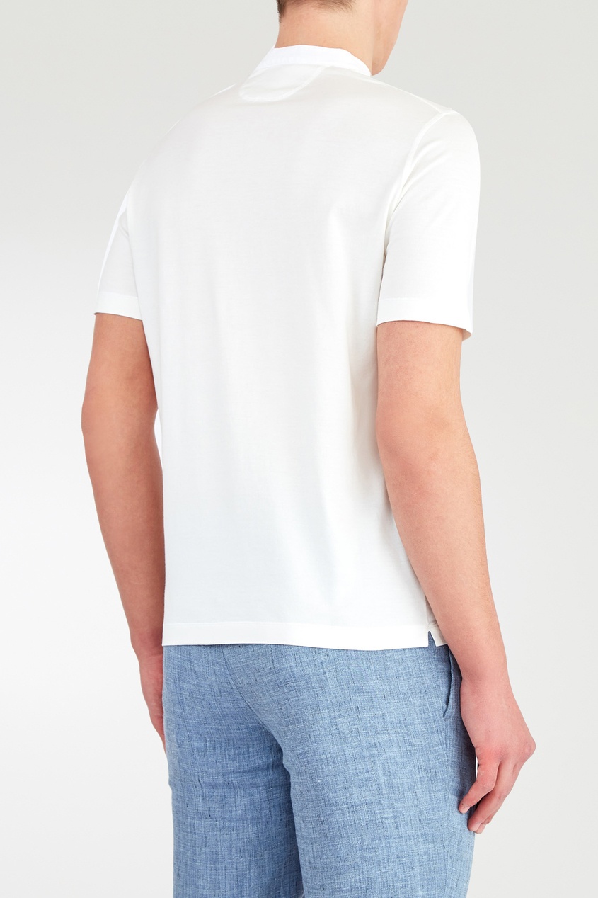фото Белая футболка с застежкой cortigiani