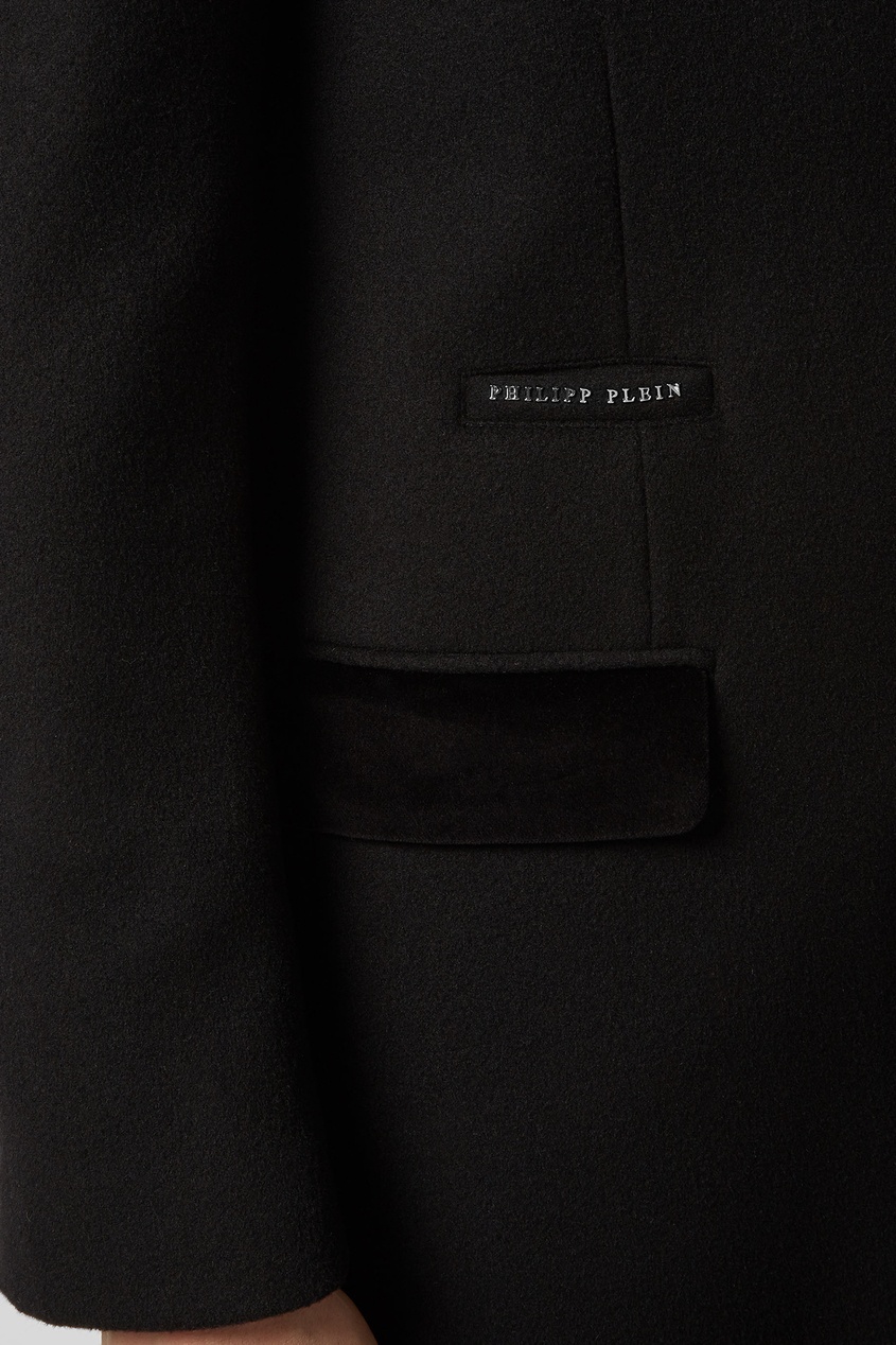 фото Черное пальто с вышивкой philipp plein