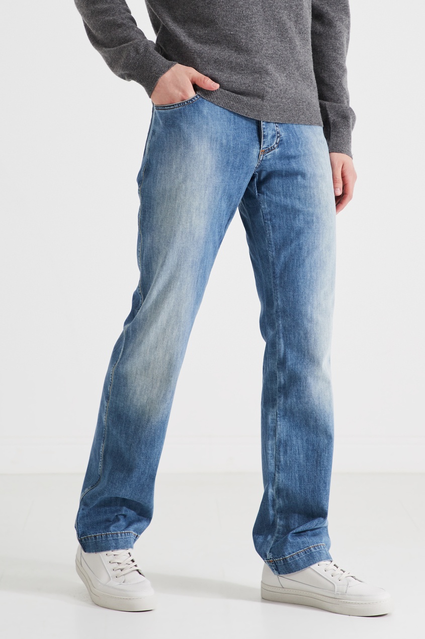 фото Светло-синие джинсы billionaire