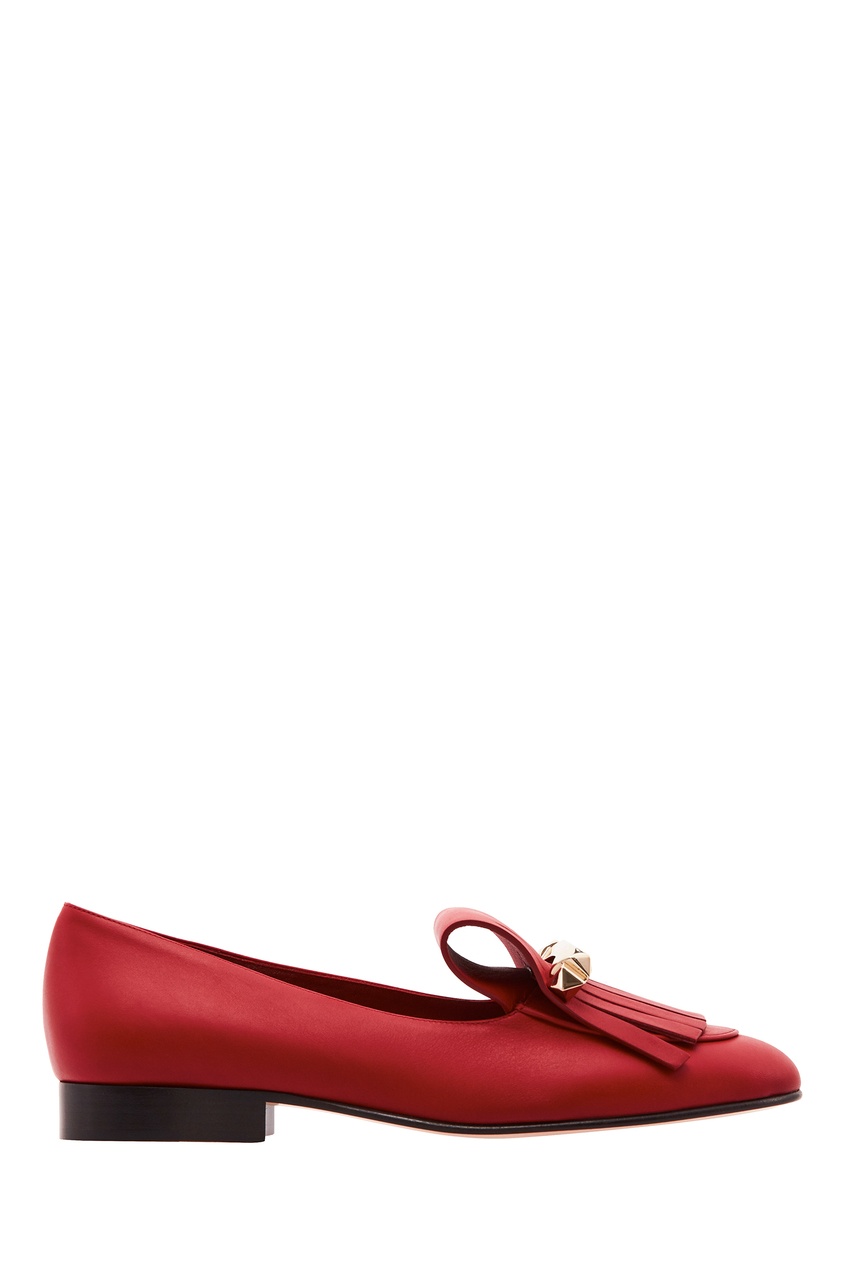 фото Красные туфли с отделкой Valentino