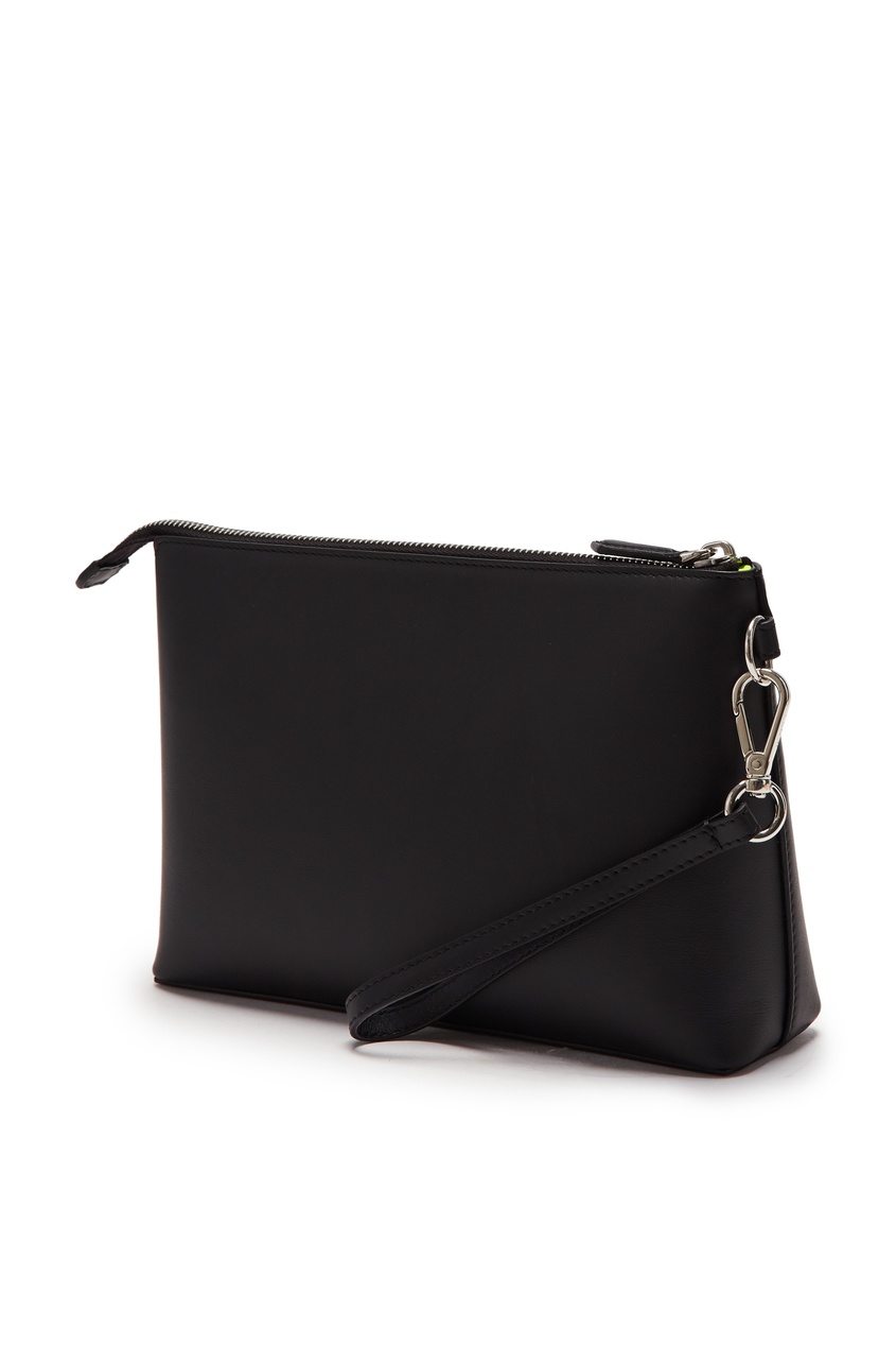 фото Черный кожаный клатч-конверт на молнии Fendi