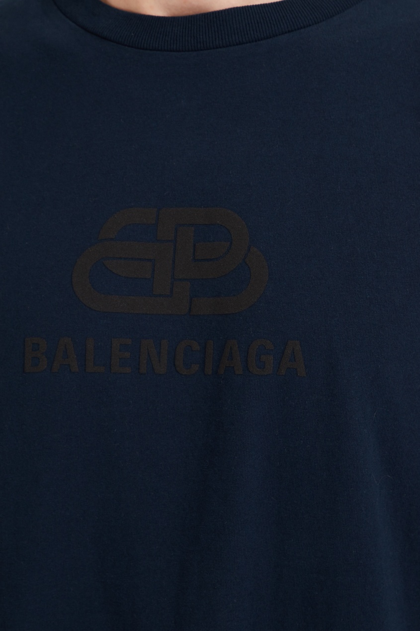 фото Синяя футболка с логотипом balenciaga