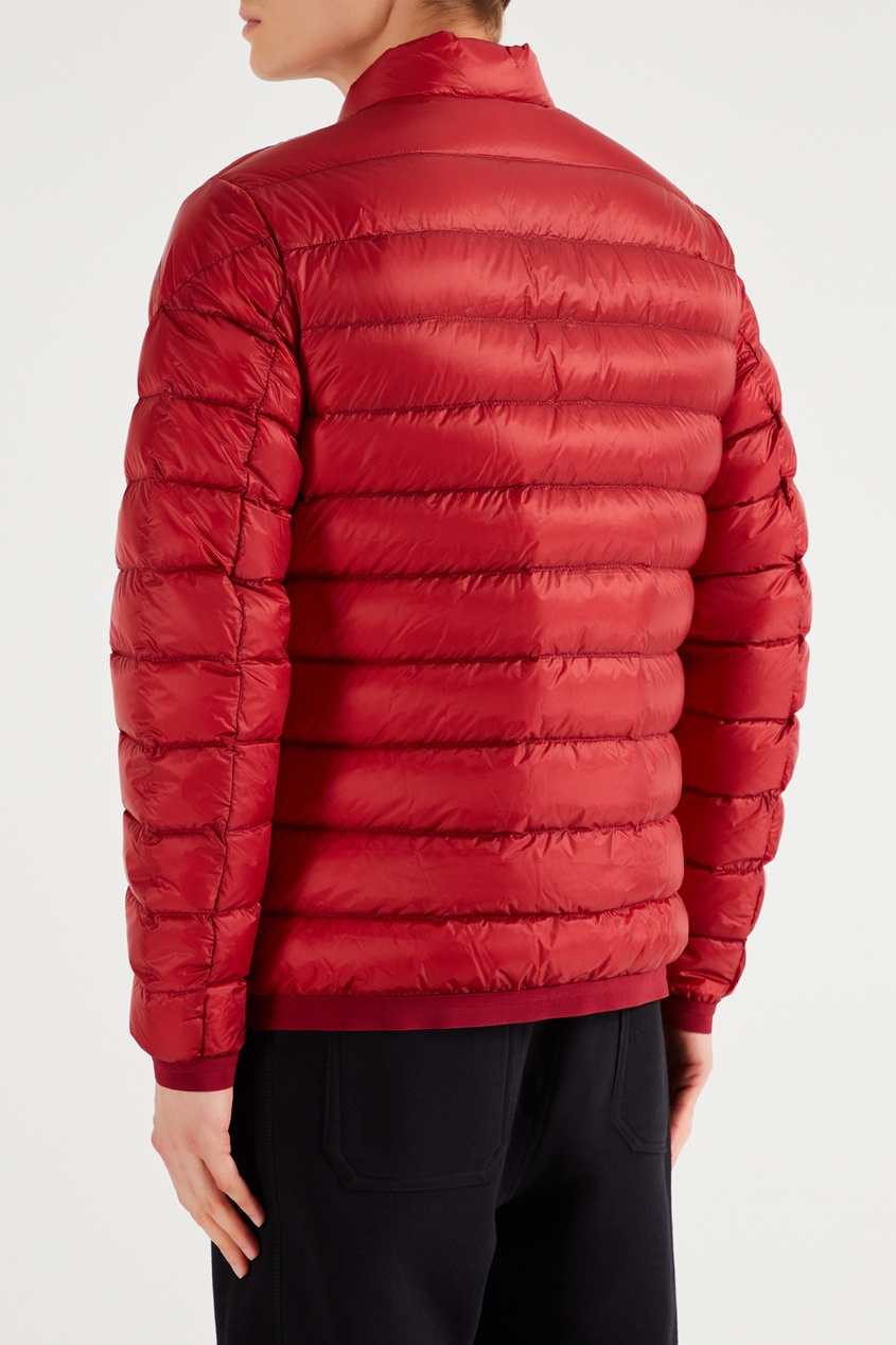 фото Бордовый пуховик на молнии Moncler