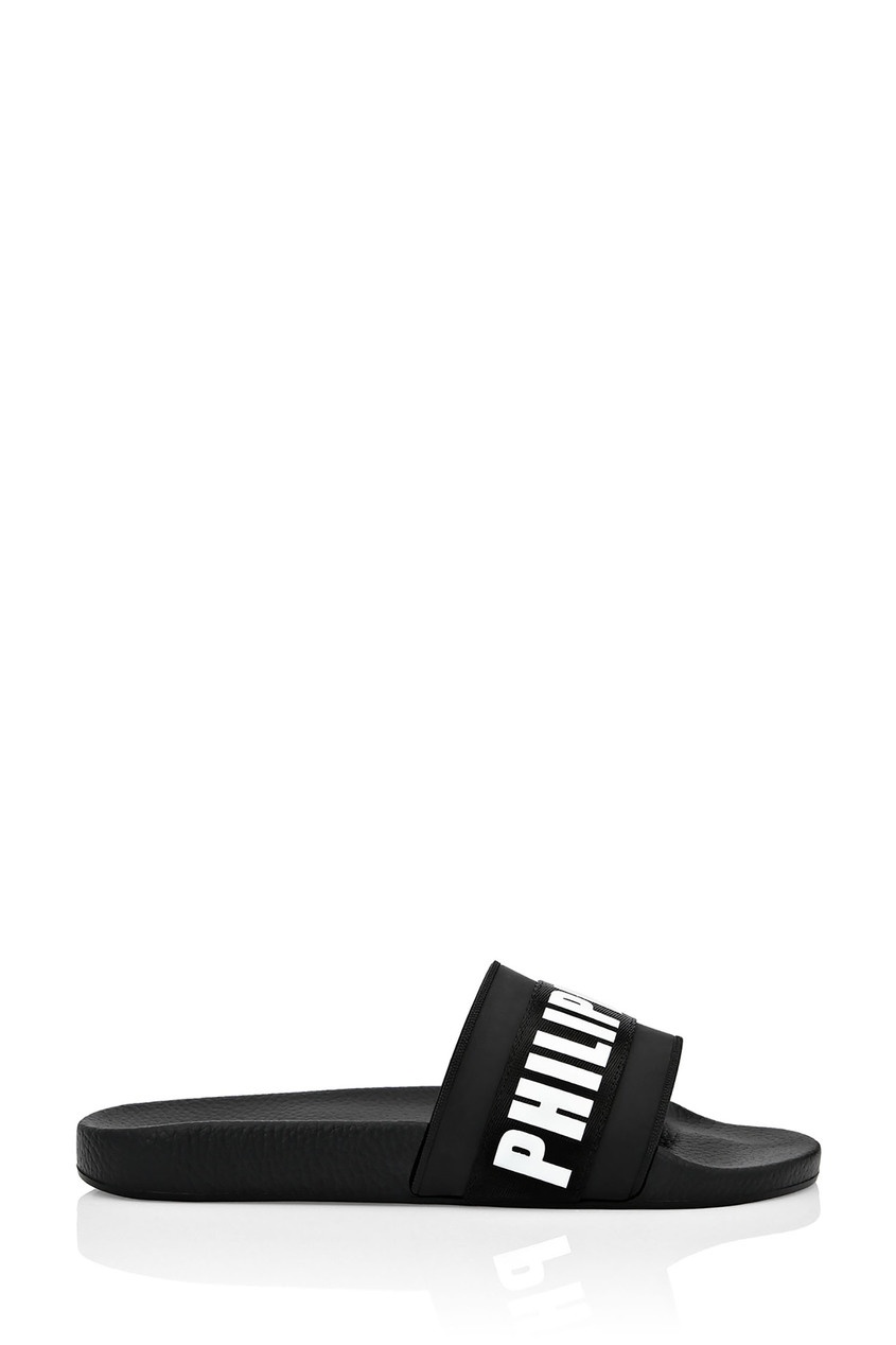 фото Черные шлепанцы с белым логотипом Philipp plein
