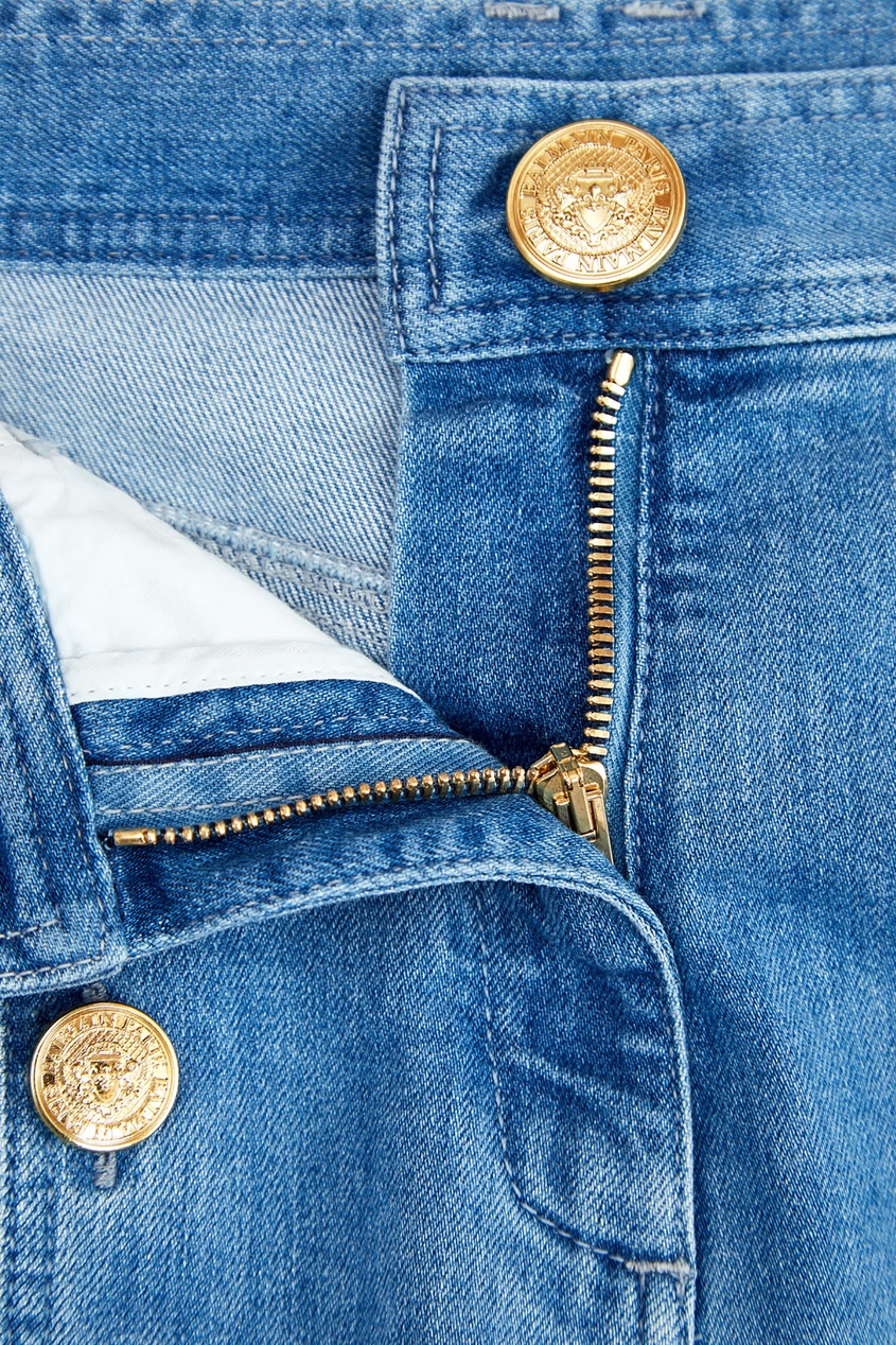фото Укороченные джинсы с золотистыми пуговицами balmain